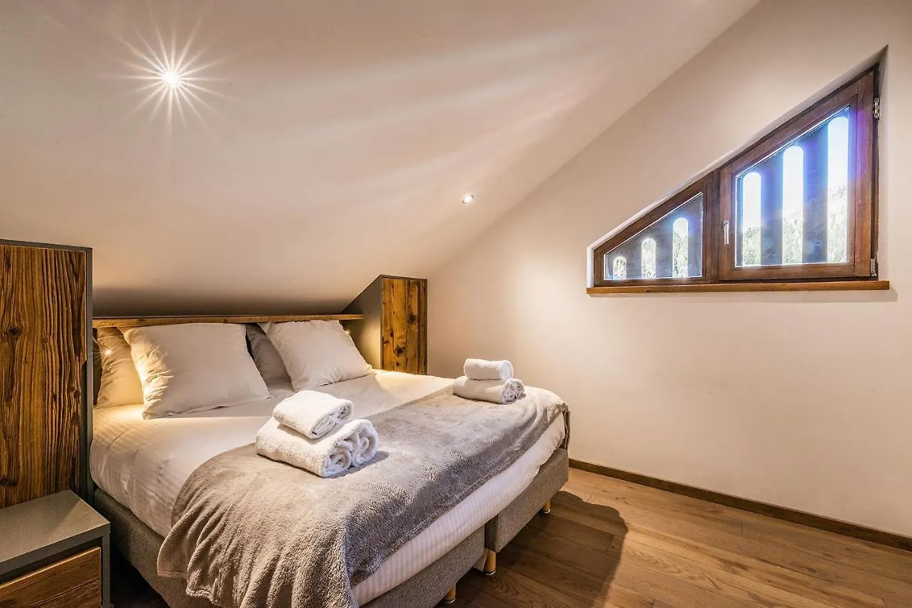 Le Globe Argentiere Chamonix - By Emerald Stay France