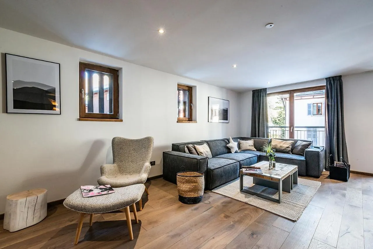 Apartment Le Globe Argentiere Chamonix - By Emerald Stay