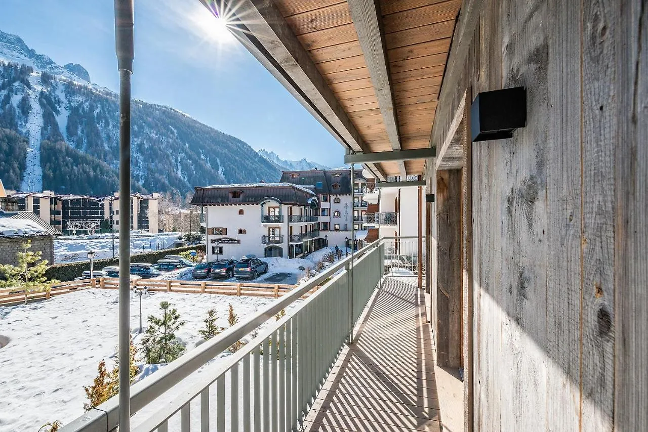 Le Globe Argentiere Chamonix - By Emerald Stay