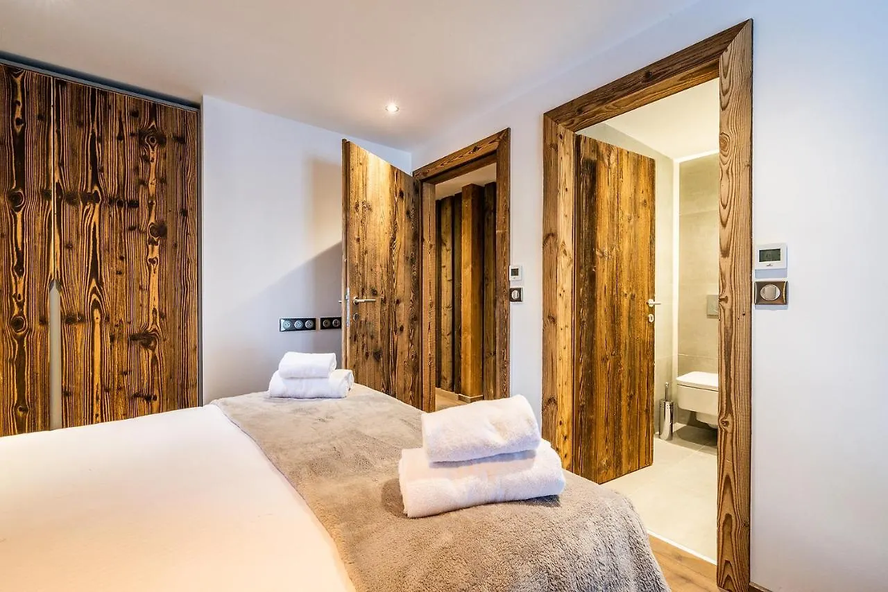 Le Globe Argentiere Chamonix - By Emerald Stay
