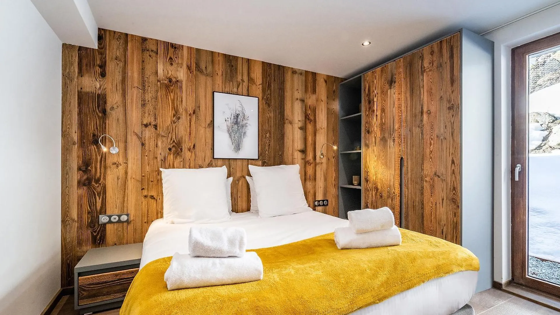 Le Globe Argentiere Chamonix - By Emerald Stay